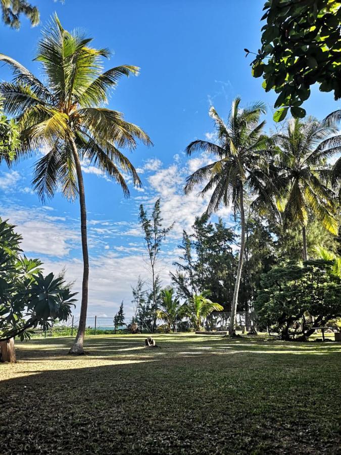 Villa Karel Mauritius Beach House Riambel Exteriör bild